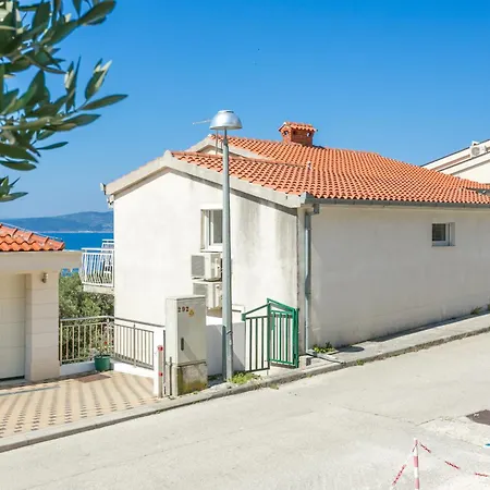Apartments By The Sea Baska Voda, Makarska - 300 * Baska Voda