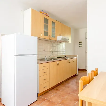 Apartments With Parking Space Baska Voda, Makarska - 300 *