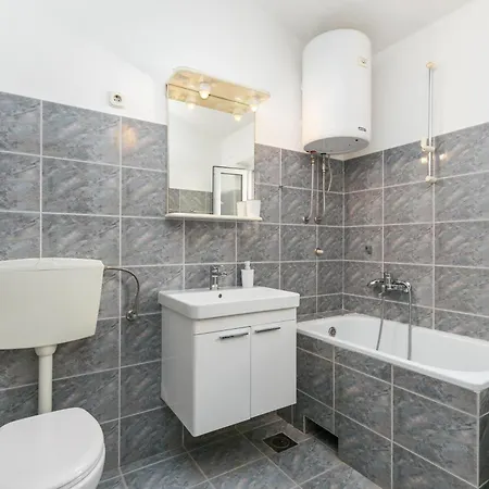 Apartment By The Sea Baska Voda, Makarska - 300