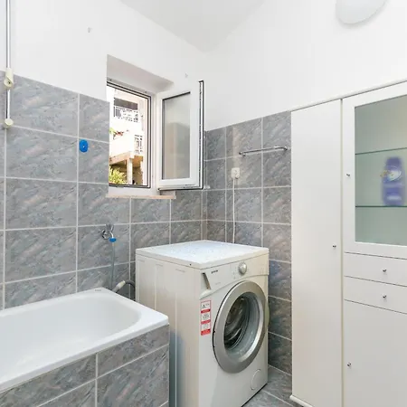 By The Sea Baska Voda, Makarska - 300 Apartment *